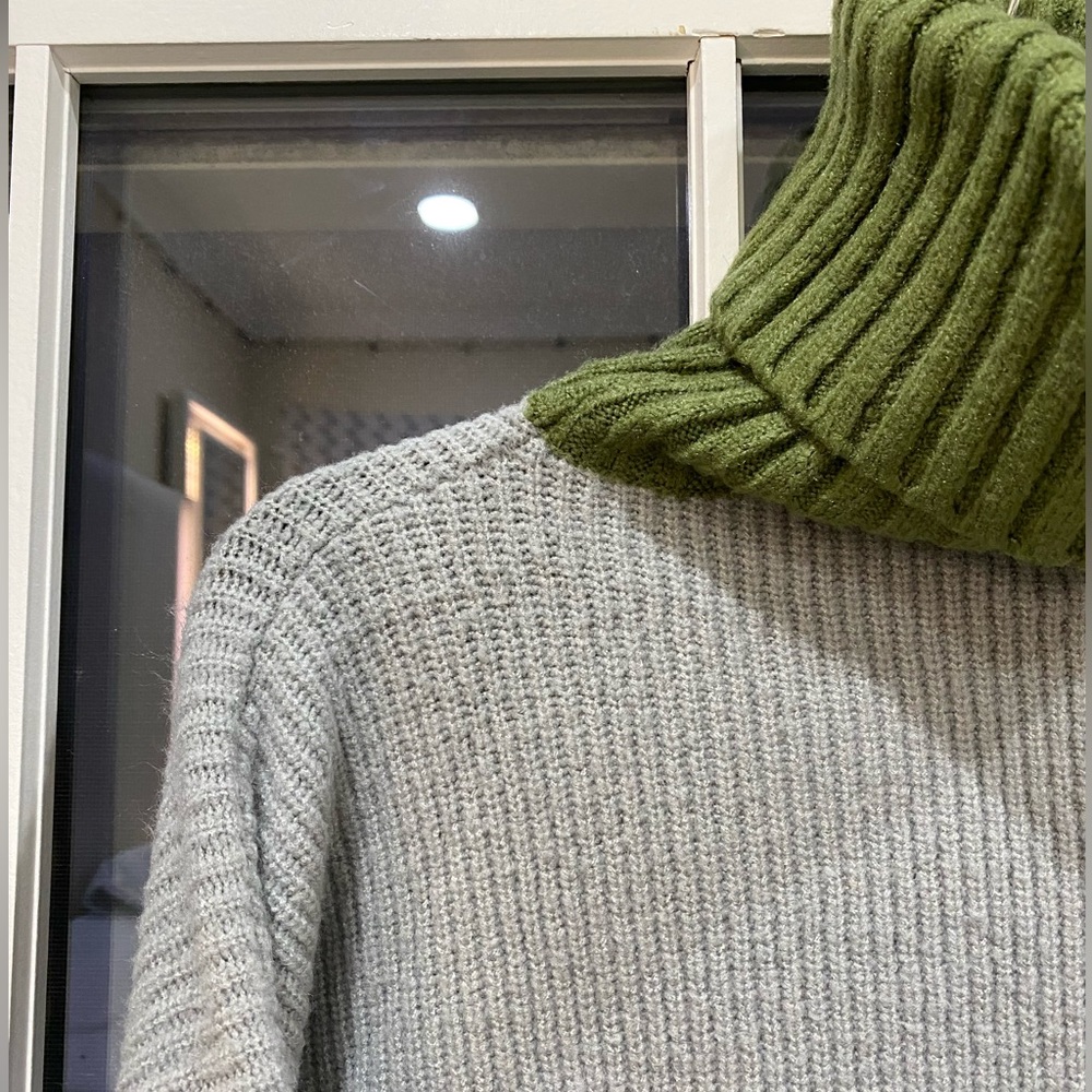 Blue/Green/Grey Wide-cut Turtleneck Sweater